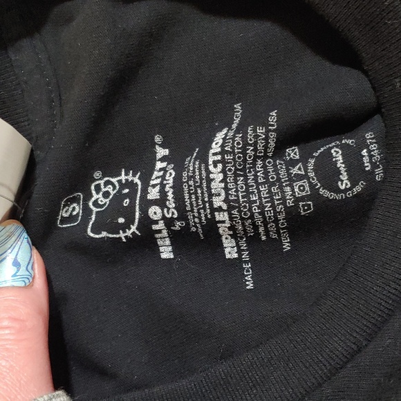 Sanrio 🆕 Hello Kitty Halloween T-Shirt S - Picture 7 of 12